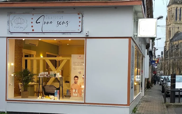 Parfaitement Poli location street view of parfaitement Poli location in Institut Inno'sens salon in Bergerac at 41 Rue Sainte Catherine, behind Notre Dame church